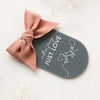 Deko Acrylanhänger Samtschleife „Just love“ Taschenanhänger  | Valentinstag | Hochzeit | Geschenk