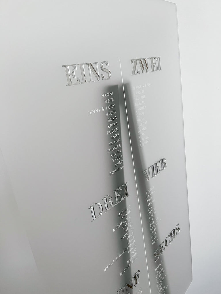 Sitzplan clean Acrylglas milchig modern