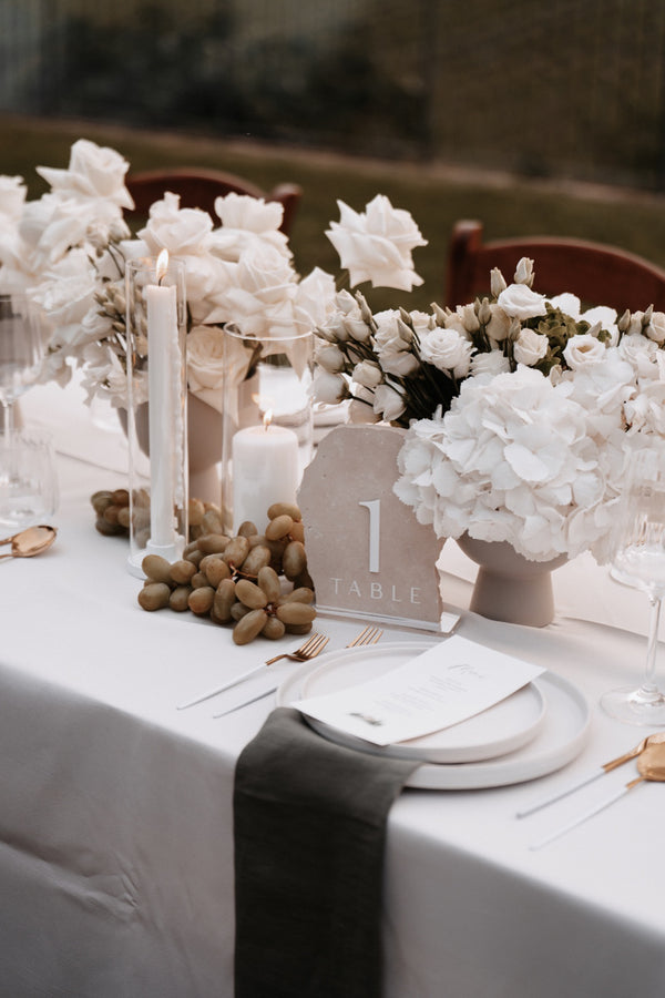 Tischnummern aus Travertin-Stein 