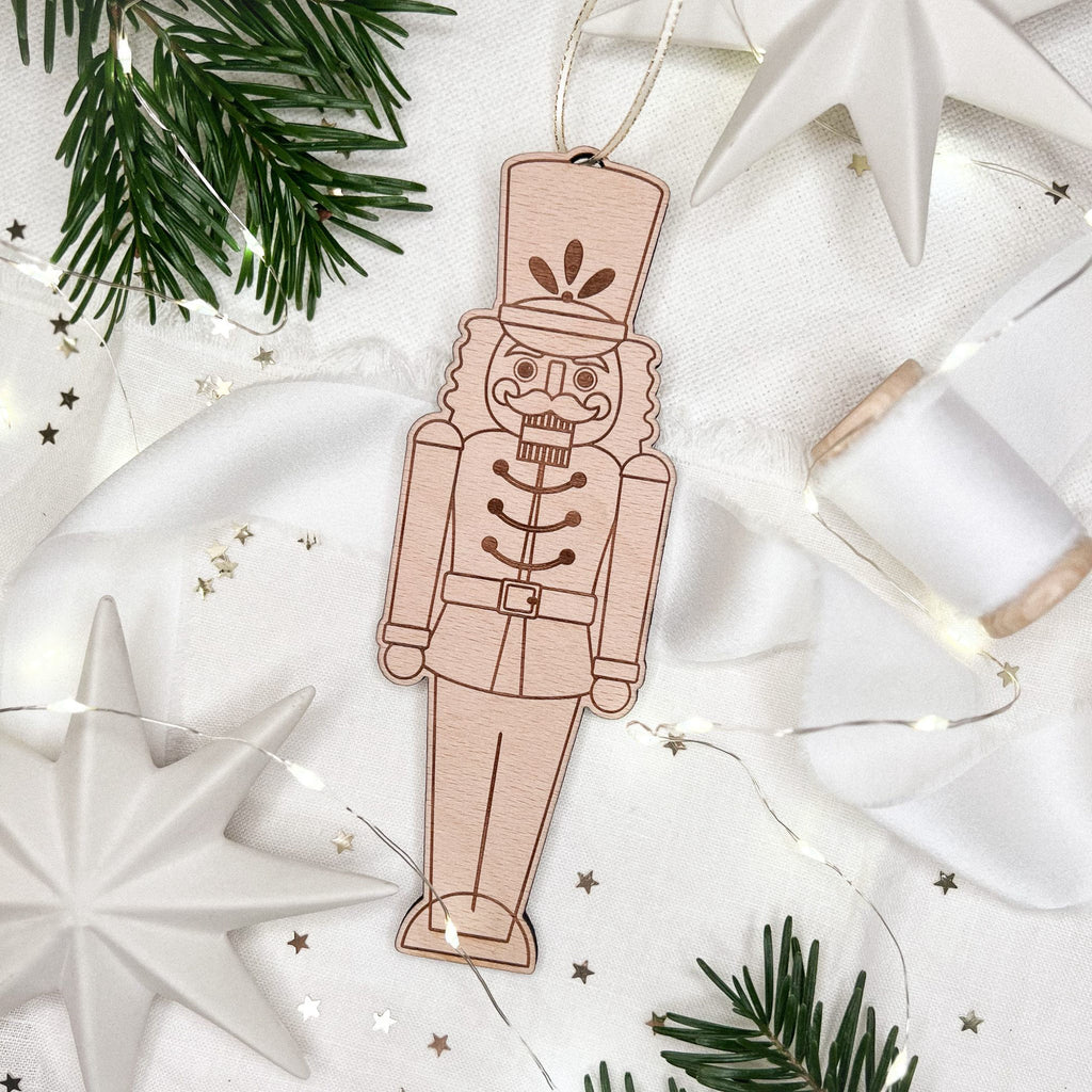 Weihnachtsbaumanhänger “Nussknacker” aus Holz