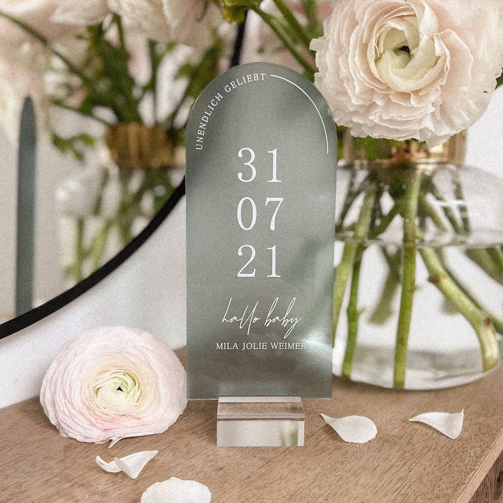 Acrylkarte mit Fuß aus Acrylblock "Unendlich Geliebt" | personalisiert