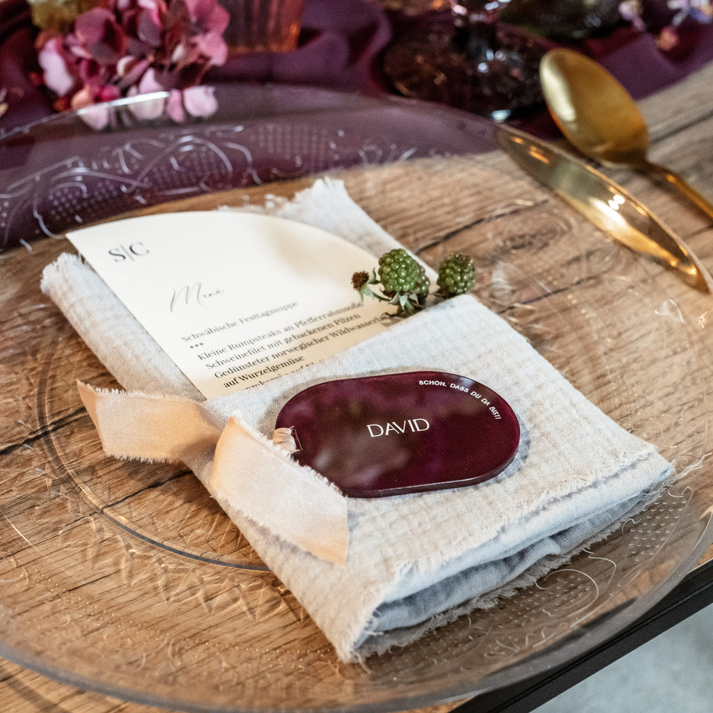 Besondere Platzkarten zur Hochzeit „Berry“ aus Acryl mit UV-Druck
