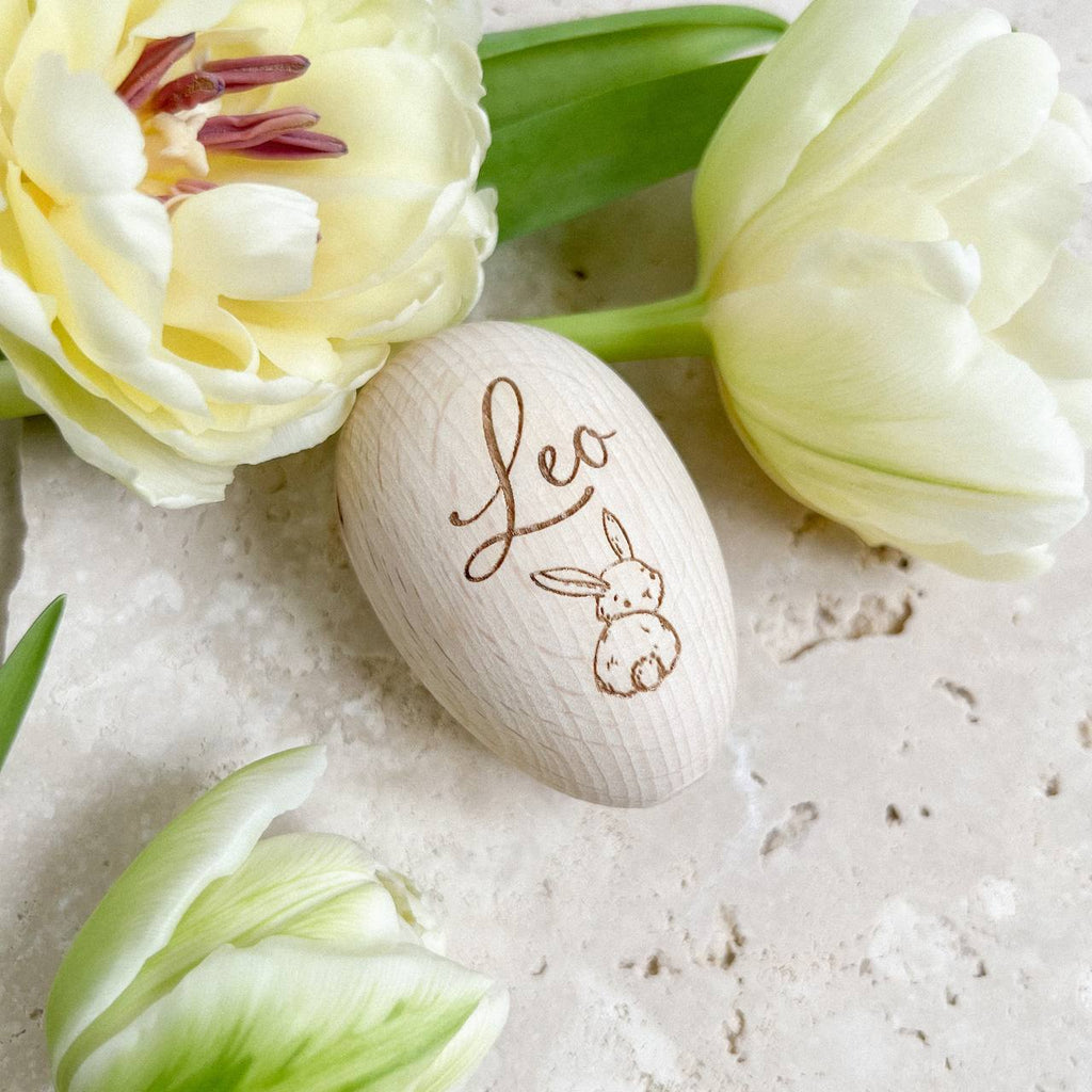 Holzei Osterei mit Häschen Motiv | personalisiert
