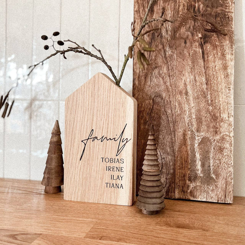 Personalisiertes Deko Häuschen aus Holz "Sunne"