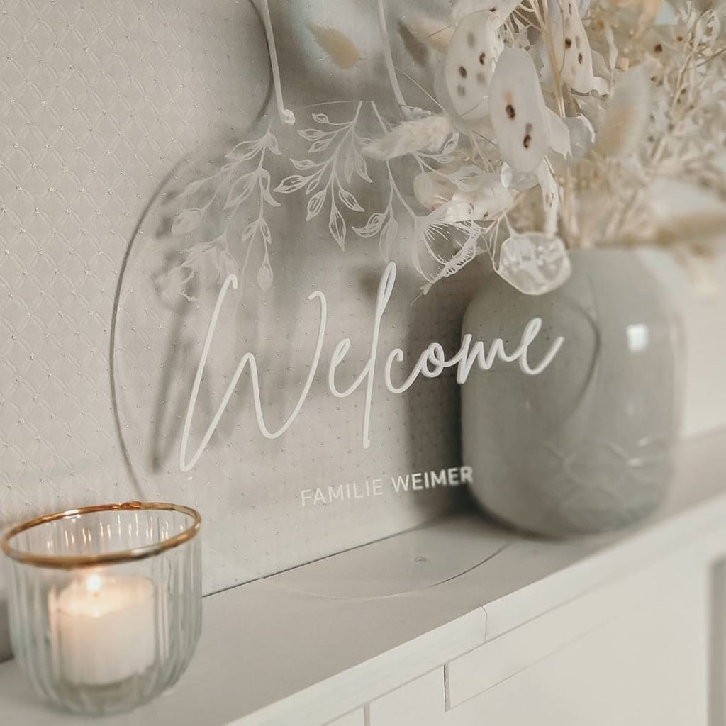 Personalisiertes Türschild aus Acryl mit Familiennamen und 3D Schrift