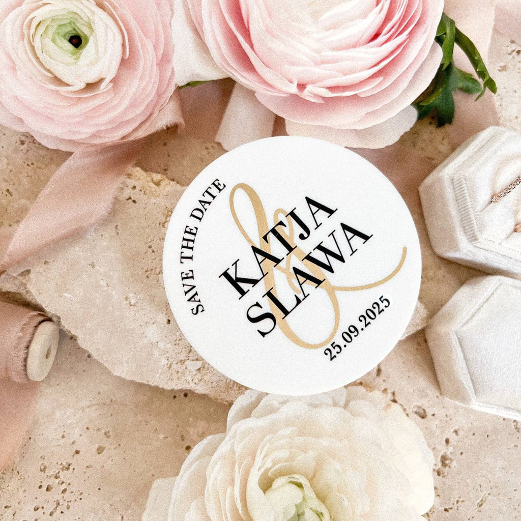 Save the Date Magnet aus Acryl mit Goldprägung