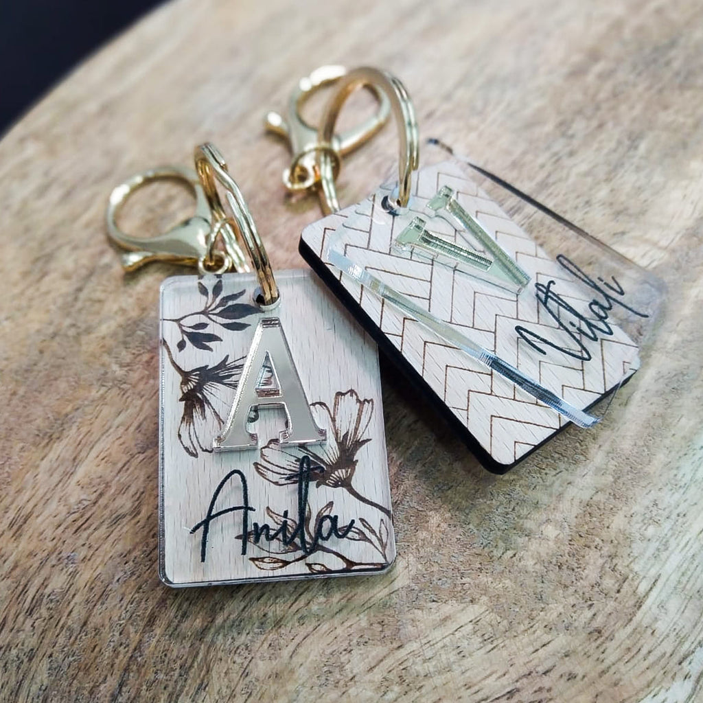 Schlüsselanhänger "Best Of Three"  aus Acryl und Holz, personalisiert