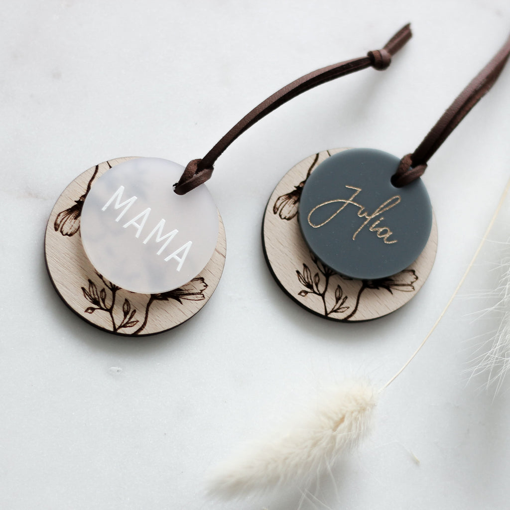 Schlüsselanhänger aus Acryl und Holz | personalisiert